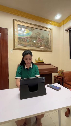 Mom POV: lahat tapos na pero lunch wala pa 😅 Good thing may GrabFood. Alam mo ba na kung bagong GrabFood user ka from Rizal at ginamit mo ang code na TRYGRABNOW ay makakakuha ka ng P100 OFF. Pwede ka pang magstack ng vouchers at gumamit ng Saver Delivery para less delivery fee. Tipid, busog, less hassle = win for mommy! 🍽️ #GrabFoodPH @Grab PH