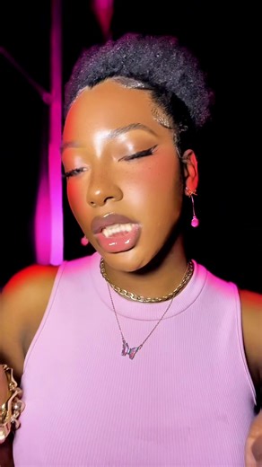 Approchez Regardez: Challenge de Transition Camerounaises