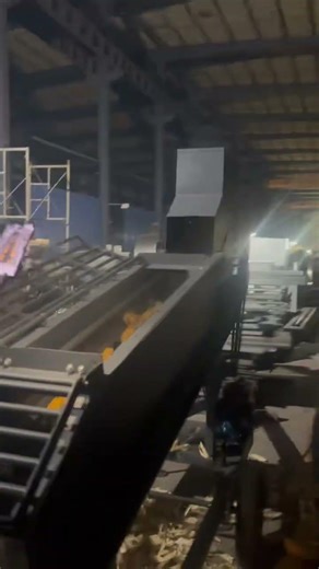 Small Portable Seeds Corn Ears Peeling Machine Shucking Machine for Field Work by Diesel Engine