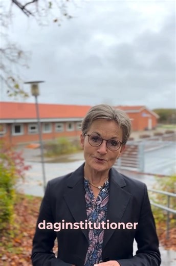 I dag er der 3 uger til kommunalvalget🗳 Een af mine mærkesager er fortsat stort fokus på " det gode børneliv", hvor vi skal sikre gode pasningstilbud, daginstitutioner og skoler🏫 Læs mere om mine mærkesager på min hjemmeside www.mariannebjorn.dk Stem personligt på Marianne Bjørn d. 18. nov. ❌ Del og følg gerne min side💙 | Marianne Bjørn - Herning Byråd