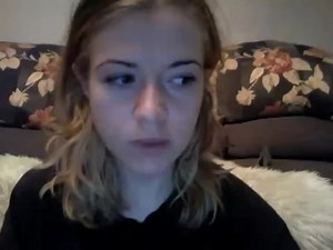 young_revoluzcioner_girl.flv