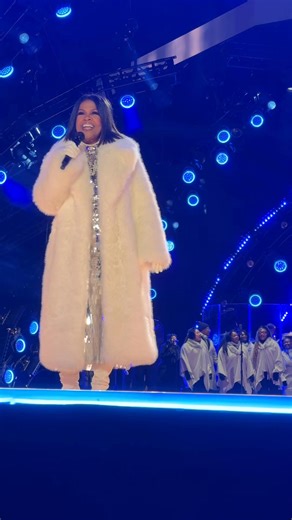 913K views · 24K reactions | A powerful performance on the #NashvilleNYE stage.  ✨ CeCe Winans joined by the legendary Fisk Jubilee Singers. | Visit Music City | Facebook