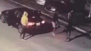 Man's execution-style killing caught on camera in North Miami Beach was over chain: Warrant