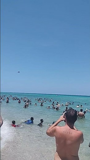 B - 1 Bomber high speed pass