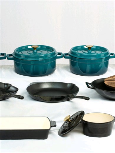 When creativity meets the right cookware, magic happens in the kitchen ✨🍩 This talented creator took Radiance cookware on a sweet adventure and we are obsessed! He used: ✔️ 24cm Dutch Oven — to prep the perfect churros mix ✔️ 30cm SeaPot — for deep frying to golden, crispy perfection 🔥 ✔️ 18cm Saucepan — for that glossy, dreamy glaze that seals the deal 😌 From heat control to even cooking and flavour retention, Radiance makes home cooking feel like a professional pastry kitchen. If you’ve eve