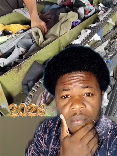 Transforme tes habits gâtés en trésors créatifs