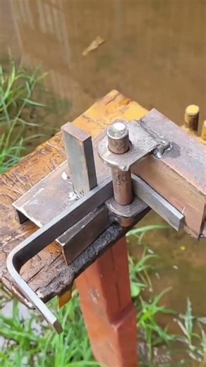 Genius Manual Metalworking Idea to Bend Steel Bars for Beginners