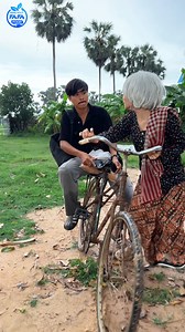 4.6M views · 212K reactions | បានប្ដី​ ភ្លេច.កូនហេីយ  By សាច់ដូងក្រអូបfafa | Roth Short Film | Facebook