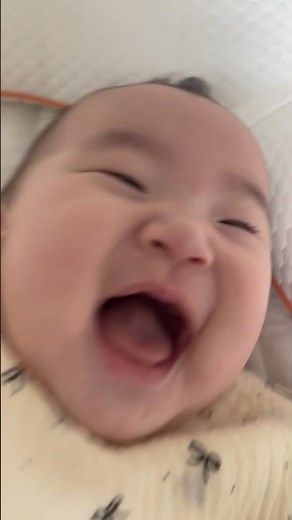7개월 다미 간지럼 태우기🤍(소리켜보세요🤭) #간지럼#귀여워#귀여운아기#baby#아기#7개월아기