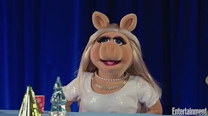 Around the Table: The Muppets Tell Brett Goldstein Their Favorite Memories of ‘The Muppet Christmas 
