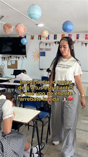 Imagina entregar lo mejor de ti a tus estudiantes y que uno de ellos te arrebate la vida ❤️‍🩹😣