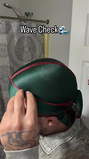 Wave check #wavyhair #360waves #wavecheck #360wavesswirl #wave #wave #waves_bydellis #wavestoturial #wavyhair #waves #creatorsearchinsights