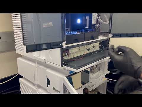 Changing the HPLC Column