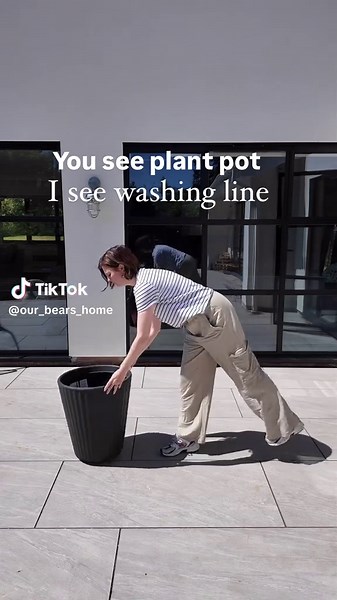PLANT POT -> Washing line ✨ Who Knew a Plant Pot Could Do This? This moveable washing line hack means no digging, no damage and total freedom to chase the sun. It folds down when you’re done, rolls out when needed, and keeps your garden looking lovely. Perfect for renters, small gardens, or anyone who loves a clever solution! #WashingLineHack #PlantPotHack #LaundryHack #GardenDIY #SmallSpaceSolutions #RenterFriendlyLiving #OutdoorLaundry #HomeHacks #CleverDIY #LaundryDayTips #FoldawayLine #Movea