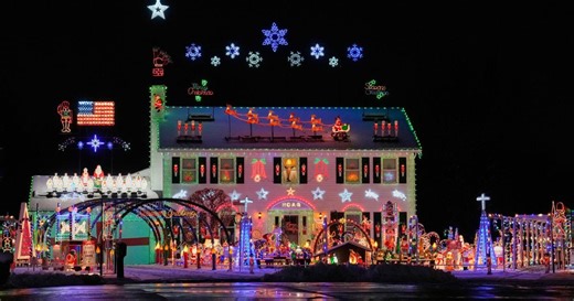 Tips for spending quality time with loved ones, not screens, over the holidays