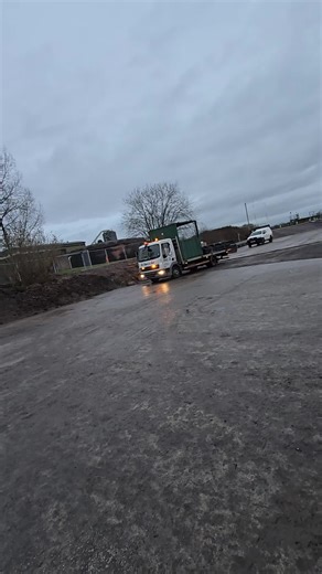 the oldest 2 on the fleet working in sync 🤣 #oldtimer #daf #repping #oldgoat #ormskirk
