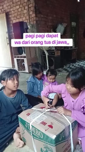 Ya Allah... saat ini aq hanya pengen PUNYA uang byak biar bisa mudik.... udh 5tahun gak mudik..... udah itu aja... Jambi ke PuRWoREJO #CPP #cahpurworejoperantauanJambi #mudiklebaran