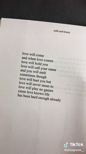 Exploring the Emotional Depths: 'Milk and Honey' Poetry Book Review