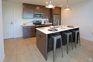 Apartments for Rent in South Milwaukee, Milwaukee - 1,592 Rentals | Apartments.com