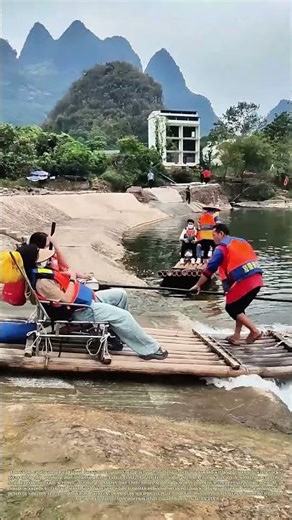 Guiding Bamboo Rafts: How Local Ferrymen Navigate River Drop‑Offs for Tourist Sightseeing Trips