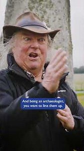 📢 Discovery Led by Phil Harding Reveals 5,000-year-old ‘Prototype’ for Stonehenge Solar Alignment