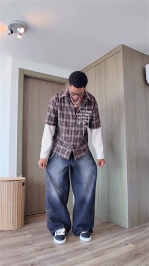 Jose Vaz ☔️💧 on Instagram: "Grwm > perfect weather in portugal🇵🇹 to wear this shirt . 👕 @thesupermade . #streetwear #fashionstyle #fashion #outfitinspo #thesupermade"