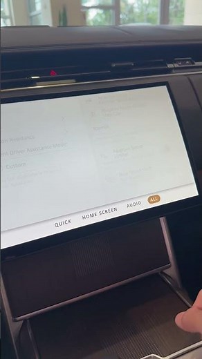 How to disable the driver assistance chime on your 2024+ Land Rover Range Rover #rangerover #tips