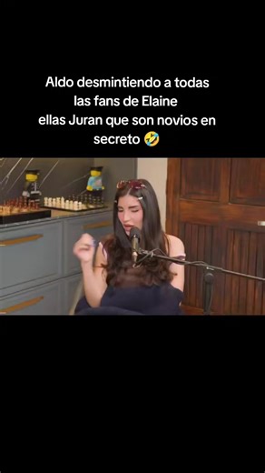 Aldo desmintiendo a las fans de Elaine ellas juran que son novios en secreto #aldaine #elaine #mexico #aldodenigris #viral