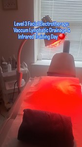 📣 Training Day Alert! Our amazing learners are diving into Lymphatic Drainage Vacuum Facials with Infrared Light Therapy today — as part of their Qualifi Level 3 Certificate in Facial Electrotherapy 🌟 ✨ Why we love this treatment: Lymphatic drainage vacuum facials help to: 💧 Reduce puffiness and detoxify the skin 🌿 Stimulate circulation and boost cellular renewal 🌸 Promote a clearer, glowing, and more sculpted complexion 🌞 When combined with Infrared Light Therapy, it enhances collagen pro