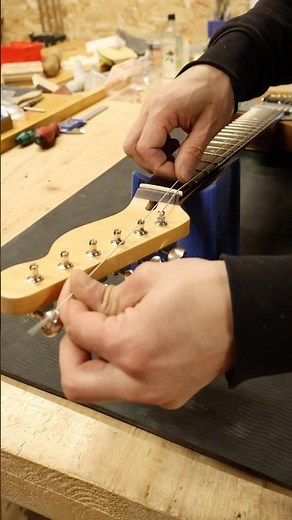 How to string your guitar with vintage tuners for good tuning stability