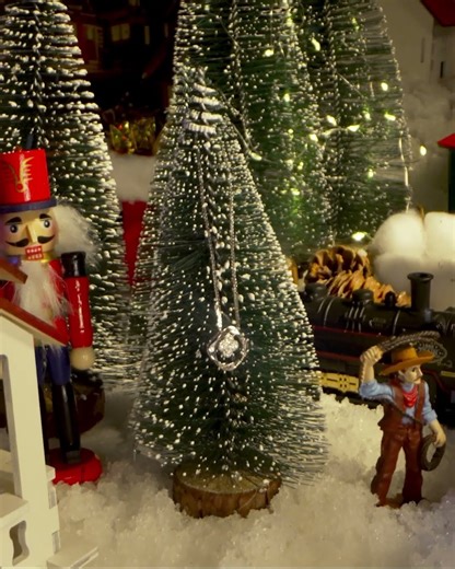 【TWINKLE ALL THE WAY WITH MABELLE】