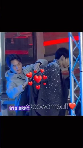 How Jungkook Is Being Taken Care Of By His Manager In This Cold Weather 🥺❄️💜 #shorts #jungkook