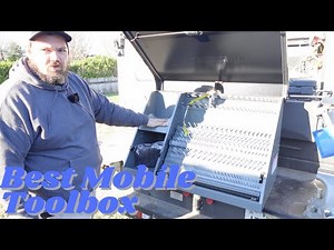 Montezuma 36" Triangle Toolbox