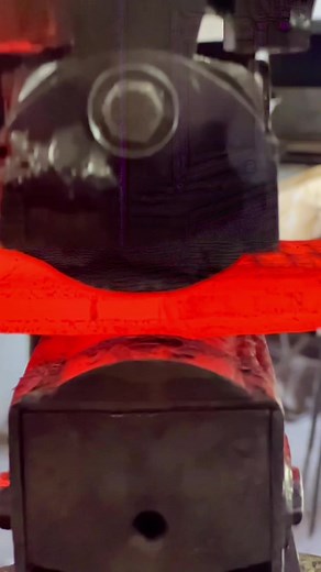 #forging #forgingsteel #asmr #asmrvideo #asmrtiktoks