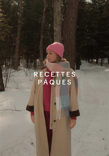 Des idées pour Pâques, on s’est régalés! 🥕- 12 carottes entières 1 c. à soupe d'huile d'olive 1 c. à café de sel 1 c. à café de poudre d'oignon 1 c. à café de paprika fumé 1/2 tasse de fromage cottage 1/2 tasse de ricotta allégée 1 c. à soupe de miel 1/2 c. à café de sel (selon le goût) 1/2 c. à soupe de miel 1/3 tasse de noix concassées Persil séché pour la décoration Préchauffez votre four à 200°C. Enrobez les carottes d'huile d'olive, de poudre d'oignon, de sel et de paprika fumé. Disposez v