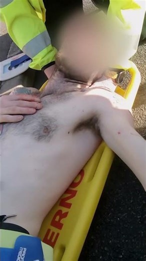 These paramedics are amazing 😱 #shorts #emergency #emergencyresponse