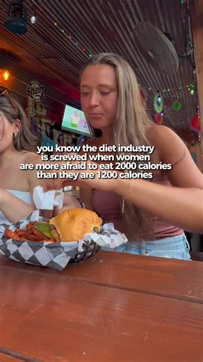 I don’t know who needs to hear this but the whole “2000 calories/day” is an average ESTIMATE of calorie needs across the population - not a maximum. All too often women come to me, who are eating FAR below this trying to lose weight, and are struggling with health issues, such as a loss of menstrual cycle, chronic digestive issues, hair loss, muscle loss, poor exercise performance, injuries, a down-regulated thyroid & slow metabolism, to name a few. Most coaches don’t have a ton of experience wi