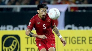 Ingat Pemain Vietnam Doan Van Hau yang Tekel Evan Dimas? Kini Berulah Lagi, Suporter Jadi Target - Tribunnews.com