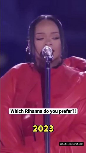 Rihanna singing umbrella live