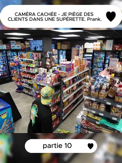 CAMÉRA CACHÉE - JE PIÈGE DES CLIENTS DANS UNE SUPÉRETTE. Prank (10)