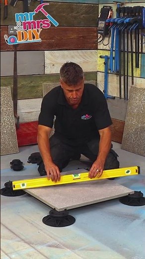 How to lay paving slabs on pedestals! 👆🏻