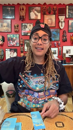 amandaseales on Instagram: "Booties and Kings"