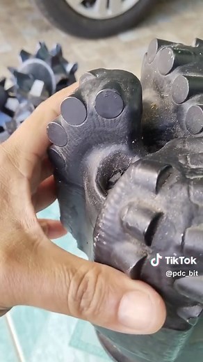 Pdc bit 6 1/8 inches Smith Bits 0640452907 #ซิ้อขายหัวเจาะPDCทุกขนาด #pdc #pdcbit #pdcbits #หัวเจาะหิน #หัวเจาะpdc #หัวเจาะเพชร #หัวเจาะบาดาล #หัวเจาะบ่อบาดาล #Triconebit #Rockbit