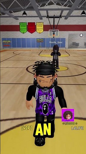 I Found the CRAZIEST Glitch in Roblox Fight in a School! #roblox #shorts