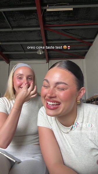 Best Burp Competition: Oreo Coke Taste Test