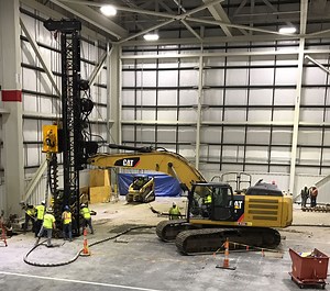 Black Bruin hydraulic motor powers APE foundation drills - Black Bruin