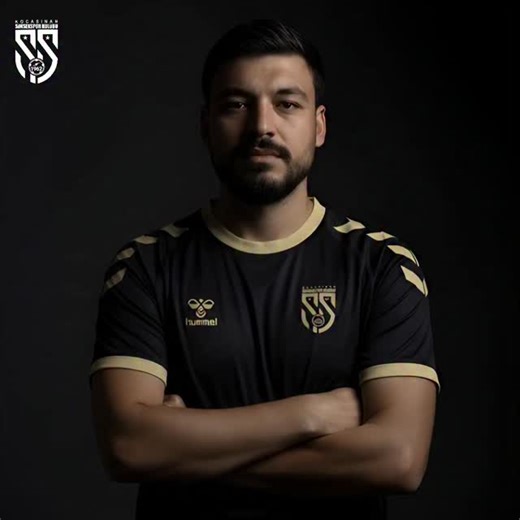 Kocasinan Şimşekspor Kulübü on Instagram: "🎉 YUVAYA HOŞ GELDİN EREN TORBALI! 💛🖤⚡ Kocasinan Şimşekspor Kulübü 💛🖤 #KocasinanŞimşeksporunMaçıVar #kocasinansimsekspor #kayseri #kstore1962 #spor #sivas #sivasspor #DemirGrupSivasspor #sivassporfutbolakademi #talas #melikgazi #futbol #kayserispor #simsekspor #şimşekspor #kayserispormedya #HKKayserispor #erzurumspor #kayserianadoluhaber #kayseriolay #kayserihaberler #kayserigundem #büyükkayserigazetesi #kayseriyenihaber #kayseriyerelhaber #kayserik