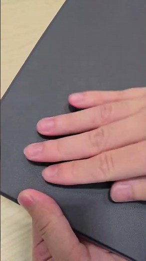 Honor MagicPad 2 Unboxing! Really Thin with a Very Powerful Chip!