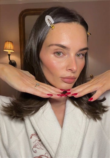 ASMR Sounds and Long-Lasting Spray Tan Tips