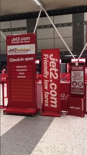 Jet2 check in area